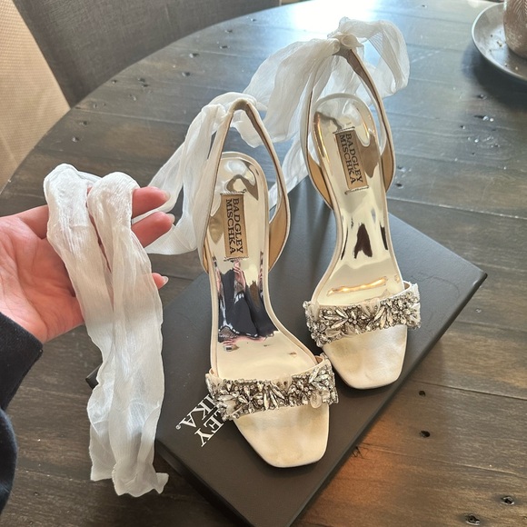 Badgley Mischka Bobbie Heeled Sandal - Picture 5 of 16